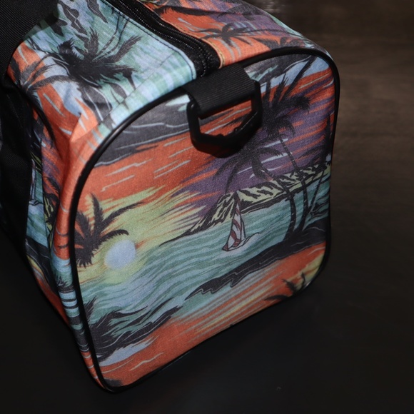 Dickies Duffle Bag - Picture 3 of 11